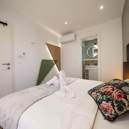 Nina Adriatic Luxury Vila *